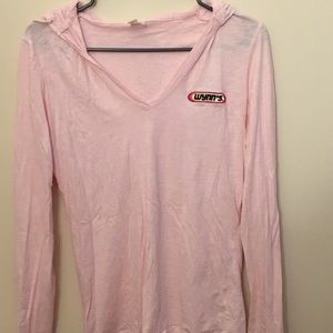 Hooded wynn’s v-neck long sleeve